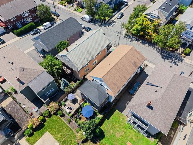110 W Adams St, Somerville, MA 02144