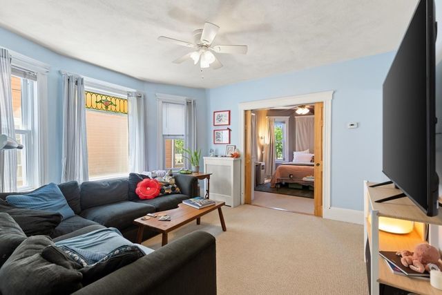 110 W Adams St, Somerville, MA 02144