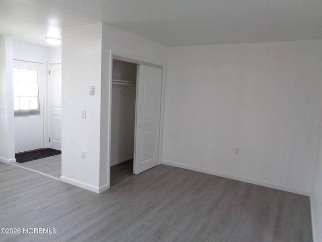 10 D Hamilton Lane, Whiting, NJ 08759