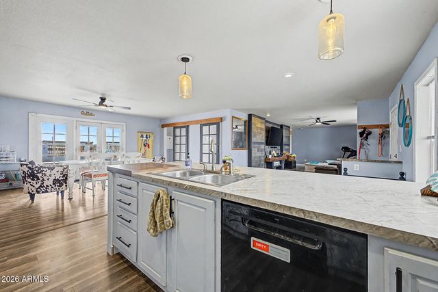 11637 W HARMONY Lane, Sun City, AZ 85373