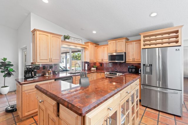 10885 NW 6th Street, Coral Springs, FL 33071