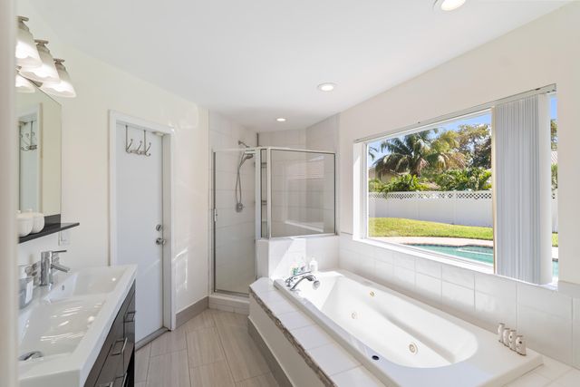 10885 NW 6th Street, Coral Springs, FL 33071
