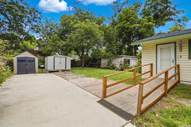 410 CARROLL ST, San Antonio, TX 78225
