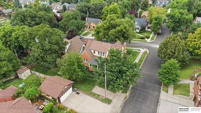 4301 Pine Street, Omaha, NE 68105