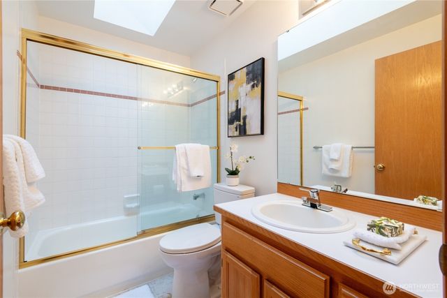 8608 Main Street, Edmonds, WA 98026