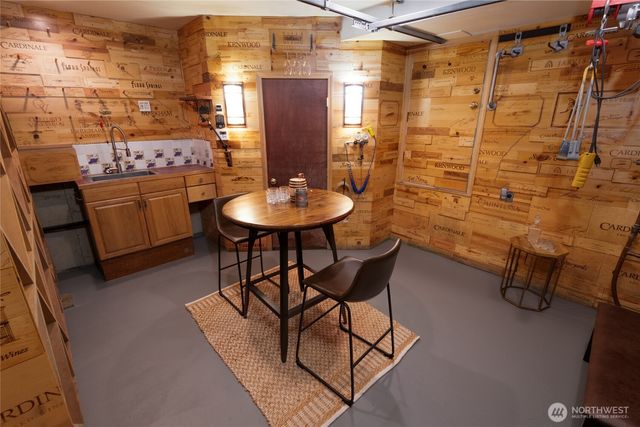 8608 Main Street, Edmonds, WA 98026