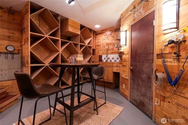 8608 Main Street, Edmonds, WA 98026