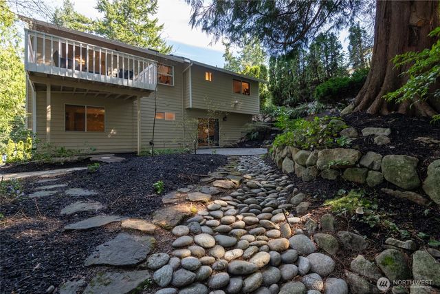 8608 Main Street, Edmonds, WA 98026