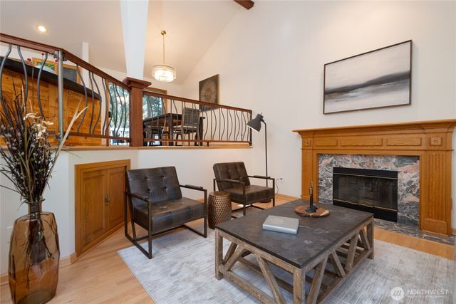 8608 Main Street, Edmonds, WA 98026