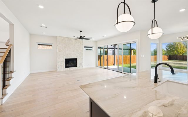 204 Pecan Street, Roanoke, TX 76262