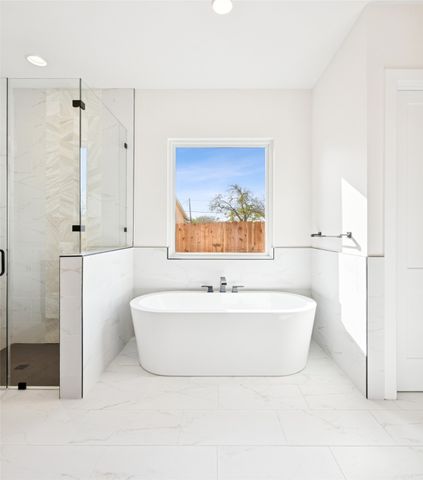 204 Pecan Street, Roanoke, TX 76262