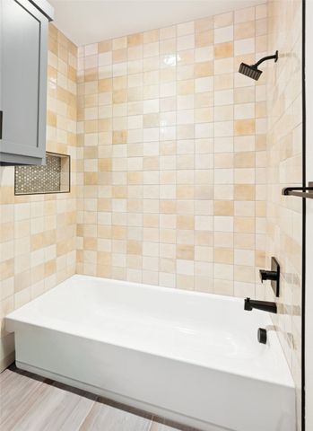 204 Pecan Street, Roanoke, TX 76262