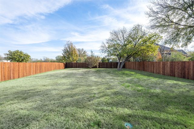 204 Pecan Street, Roanoke, TX 76262