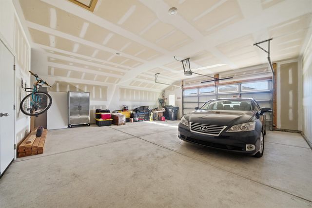 6228 W Venice Ct, Wichita, KS 67205