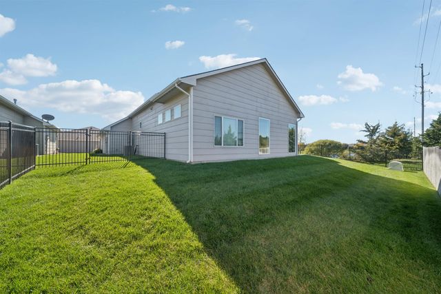 6228 W Venice Ct, Wichita, KS 67205