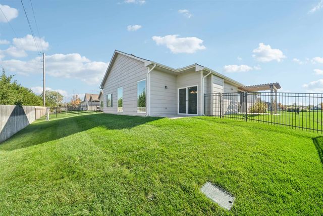 6228 W Venice Ct, Wichita, KS 67205