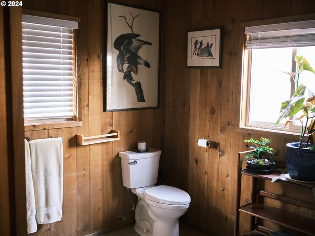 511 ELROD Ave, Maupin, OR 97037