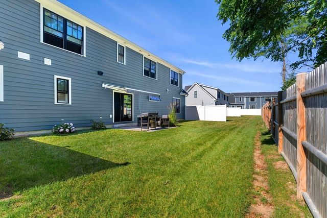 24 Primrose Lane 24, Ipswich, MA 01938