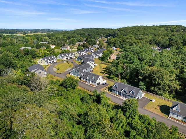 24 Primrose Lane 24, Ipswich, MA 01938