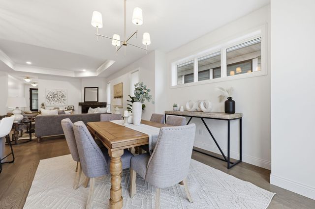 320 Laurel Curve, Golden Valley, MN 55426