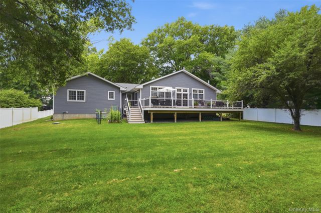 7 Cramer Road, Rhinebeck, NY 12572