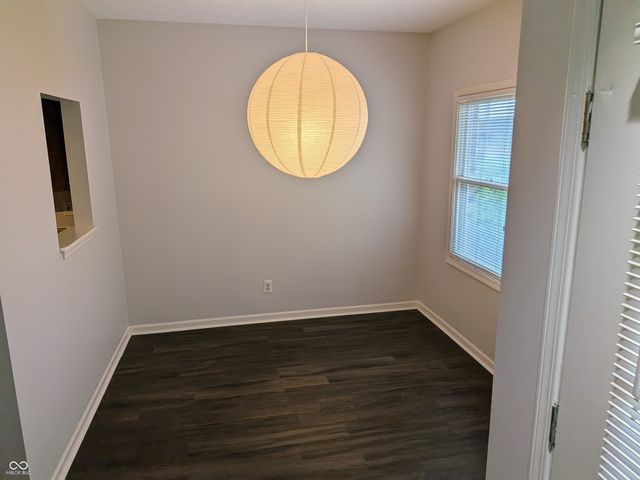 9464 Maple Way, Indianapolis, IN 46268