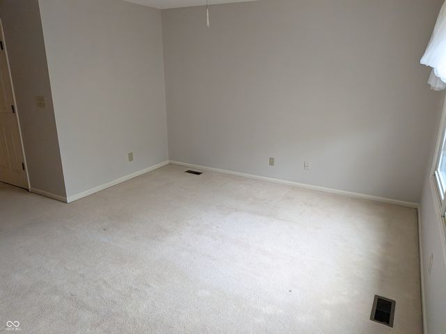 9464 Maple Way, Indianapolis, IN 46268
