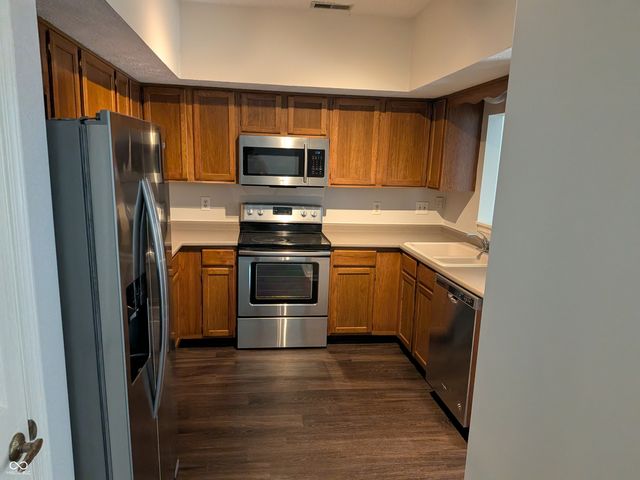 9464 Maple Way, Indianapolis, IN 46268