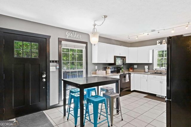 45 Sun Valley Drive, Mineral Bluff, GA 30559