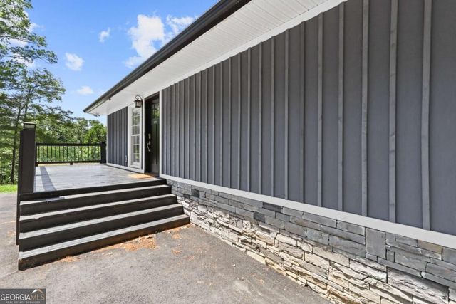 45 Sun Valley Drive, Mineral Bluff, GA 30559