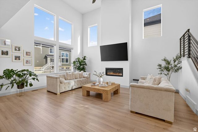 4432 W MONUMENT PEAK DR, Herriman, UT 84096