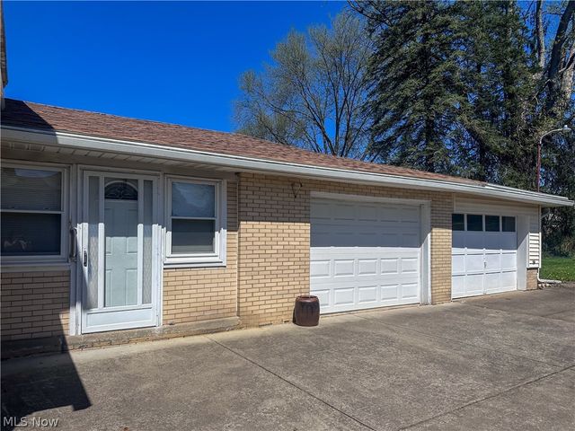 319 Summit Avenue, Niles, OH 44446