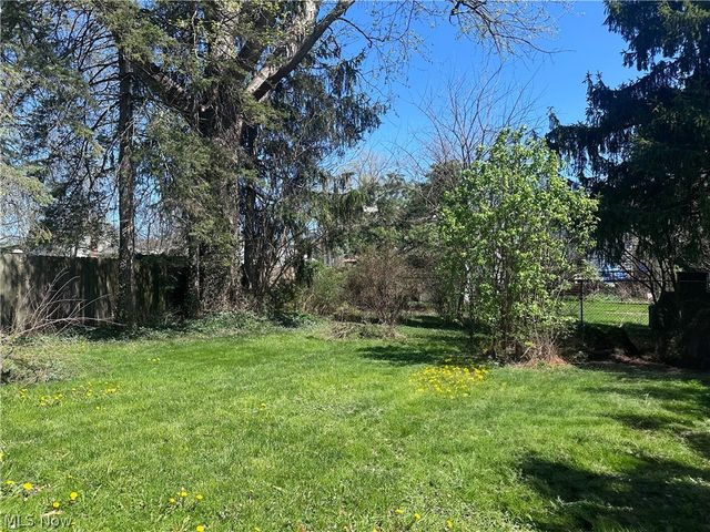 319 Summit Avenue, Niles, OH 44446