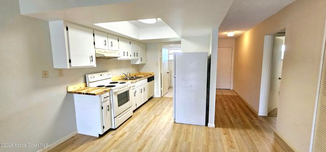 2135 N Courtenay Parkway 209, Merritt Island, FL 32953