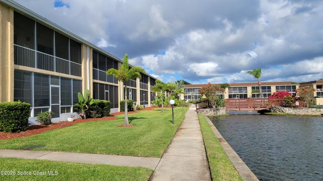 2135 N Courtenay Parkway 209, Merritt Island, FL 32953