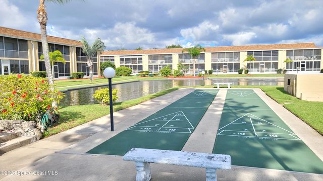2135 N Courtenay Parkway 209, Merritt Island, FL 32953