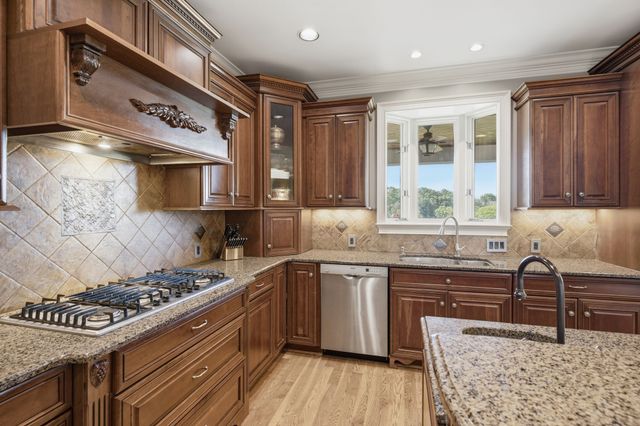 130 West 12 Stones Xing, Goodlettsville, TN 37072