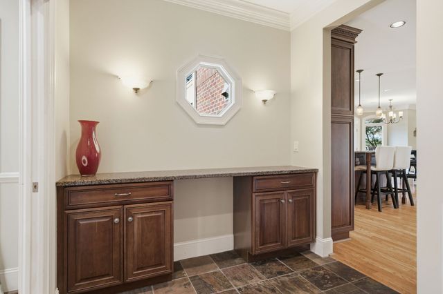 130 West 12 Stones Xing, Goodlettsville, TN 37072