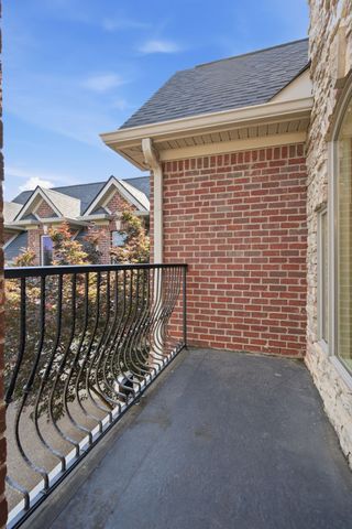 130 West 12 Stones Xing, Goodlettsville, TN 37072