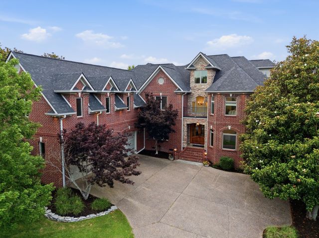 130 West 12 Stones Xing, Goodlettsville, TN 37072