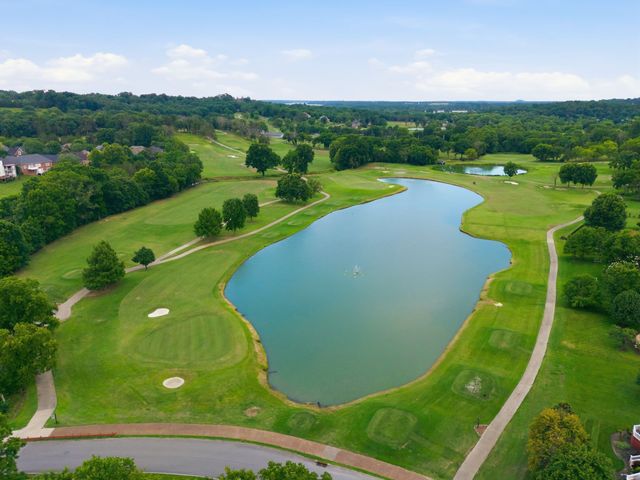 130 West 12 Stones Xing, Goodlettsville, TN 37072