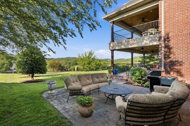 130 West 12 Stones Xing, Goodlettsville, TN 37072