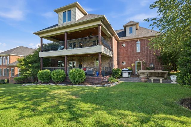130 West 12 Stones Xing, Goodlettsville, TN 37072