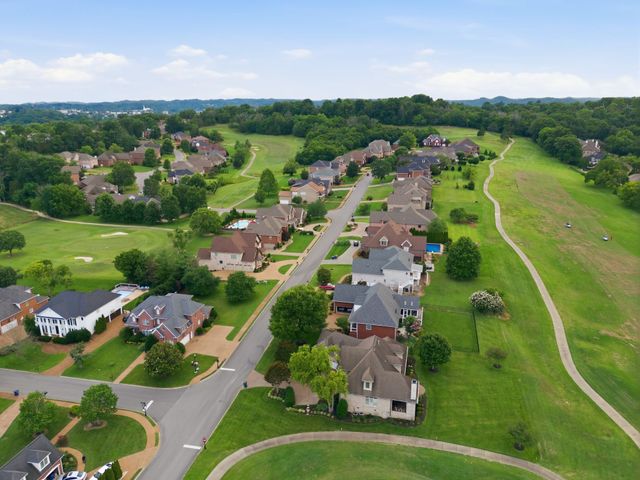 130 West 12 Stones Xing, Goodlettsville, TN 37072