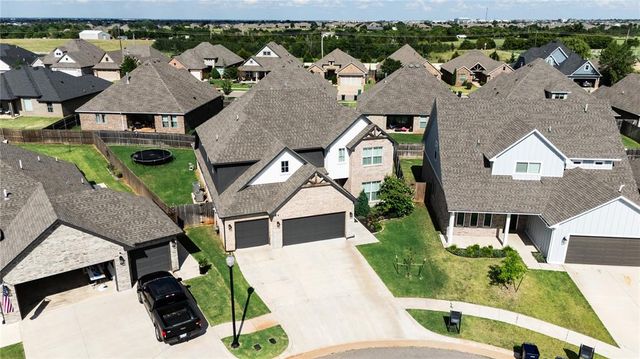 14516 Chambery Court, Yukon, OK 73099
