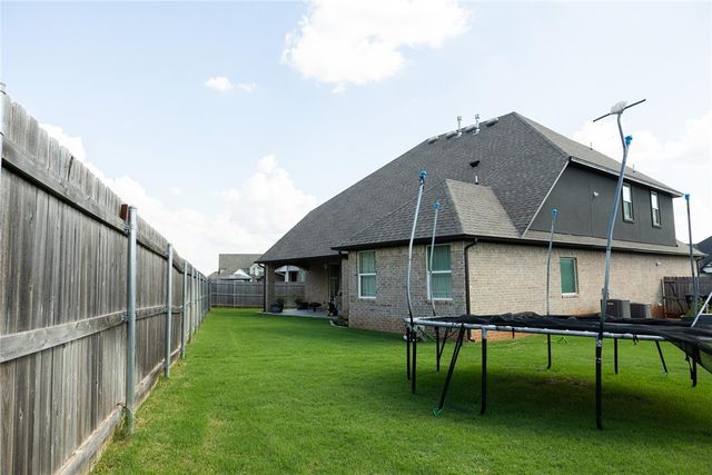 14516 Chambery Court, Yukon, OK 73099