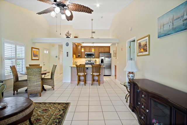 2537 SE Tropical East Circle E, Port St Lucie, FL 34952