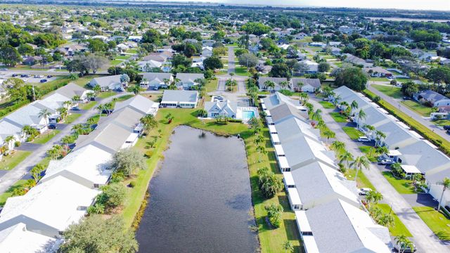 2537 SE Tropical East Circle E, Port St Lucie, FL 34952