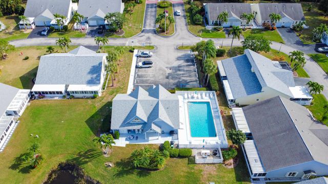 2537 SE Tropical East Circle E, Port St Lucie, FL 34952