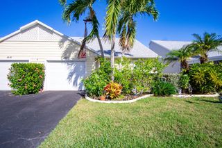 2537 SE Tropical East Circle E, Port St Lucie, FL 34952